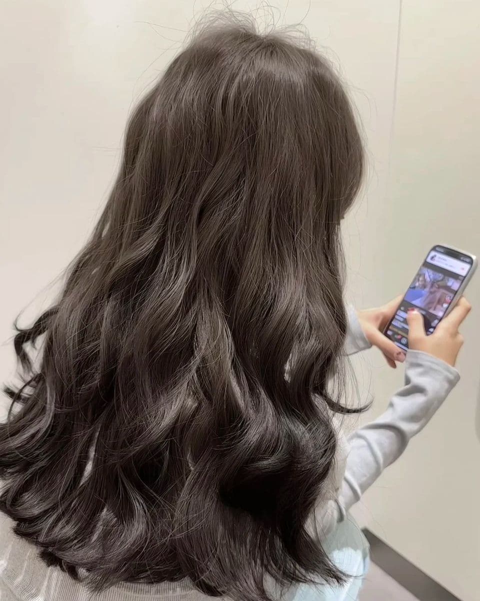 여쿨을 위한
염색 컬러 모아보기