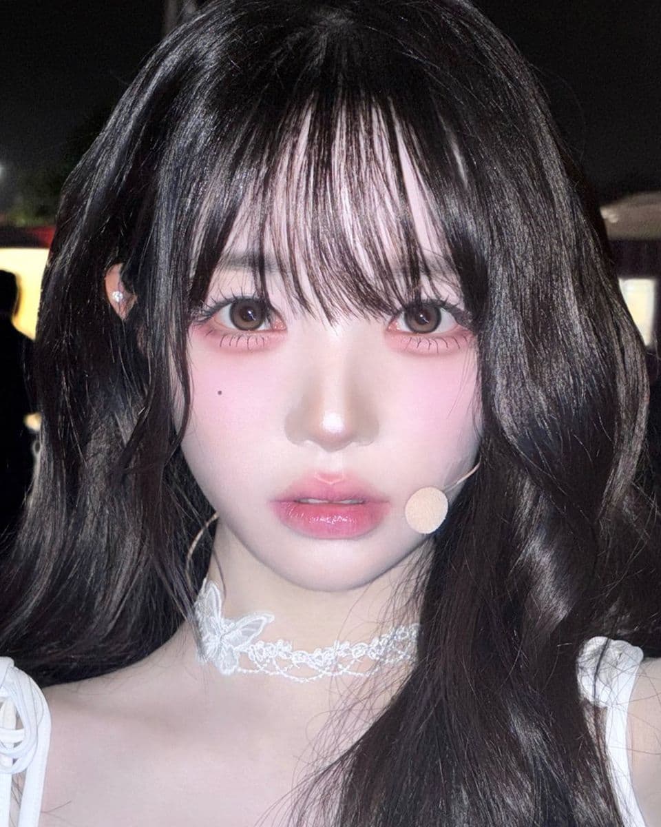 아이돌들의
렌즈를 모아봤어